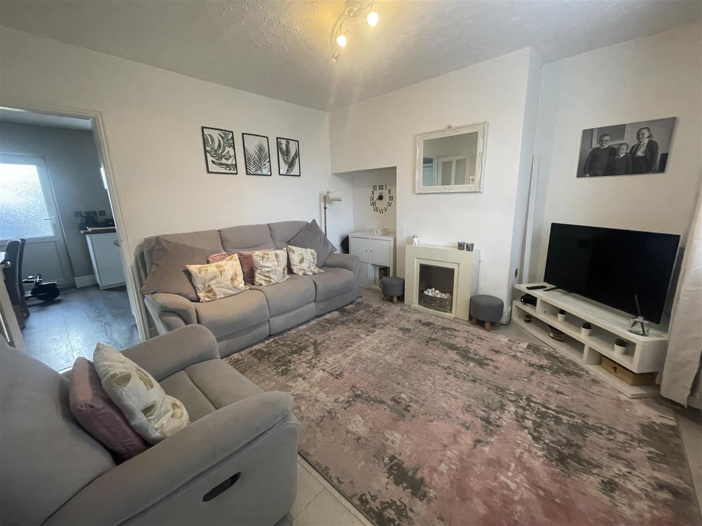 Felstead Road, Nottingham Robert Ellis Estate Agents